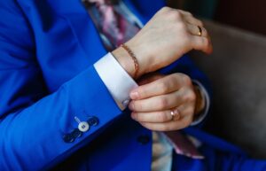 How to choose and wear jewelry when you are a man?